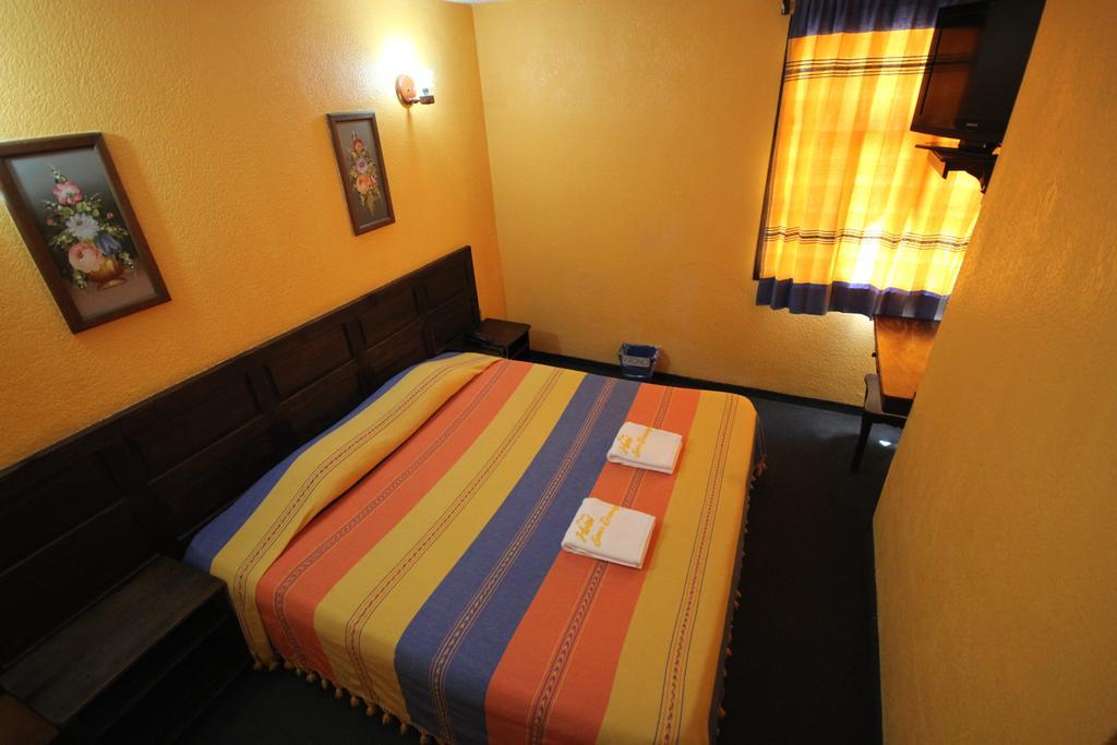 Hotel Plaza Santo Domingo ซานกริสโตบัล เด ลาสกาซาส ห้อง รูปภาพ