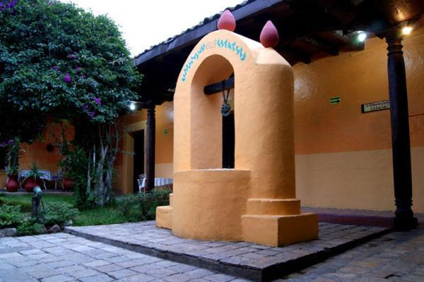 Hotel Plaza Santo Domingo ซานกริสโตบัล เด ลาสกาซาส ภายนอก รูปภาพ