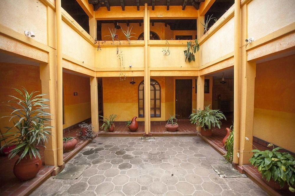 Hotel Plaza Santo Domingo ซานกริสโตบัล เด ลาสกาซาส ภายนอก รูปภาพ